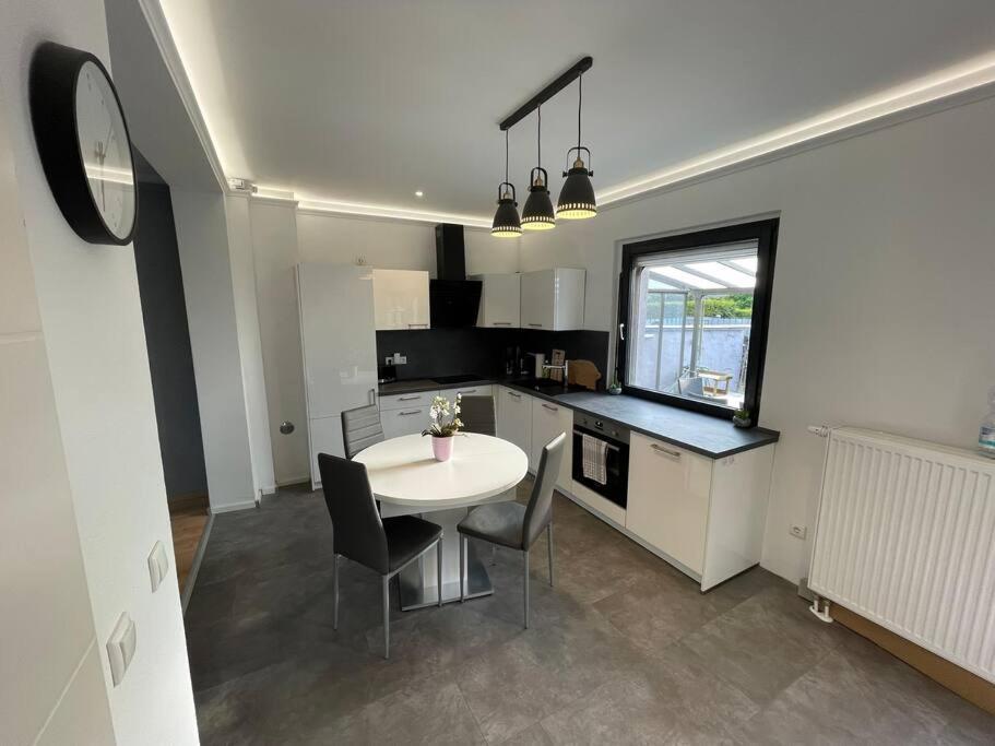 Holiday home Schoenes Reihenhaus Mit Garten Magdeburg