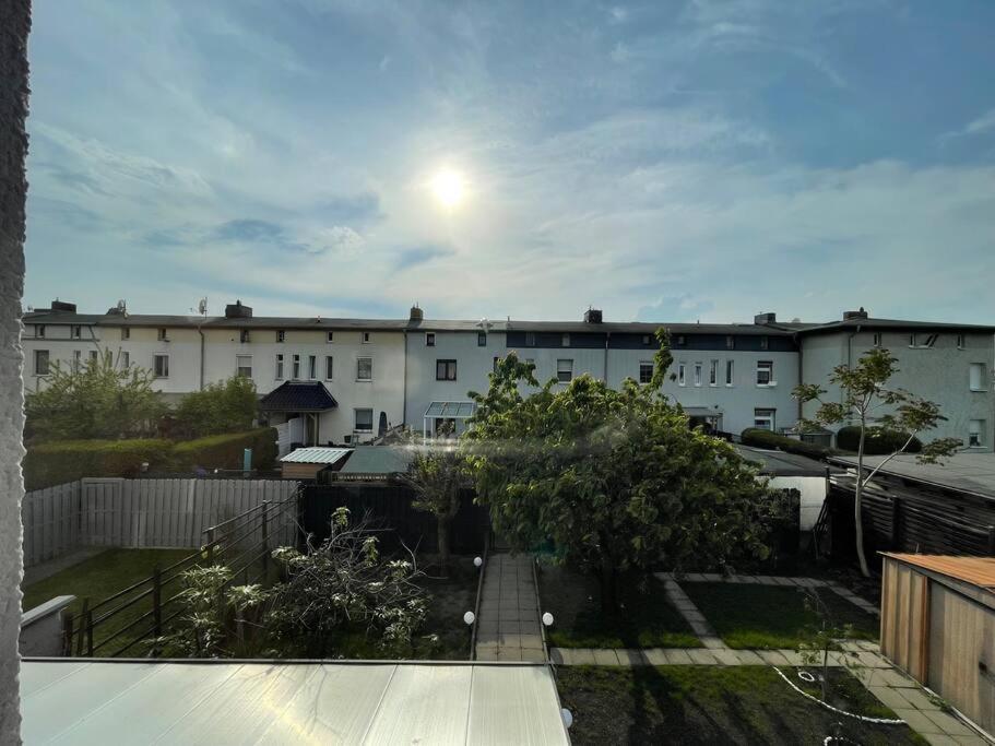 Schoenes Reihenhaus Mit Garten * Magdeburg